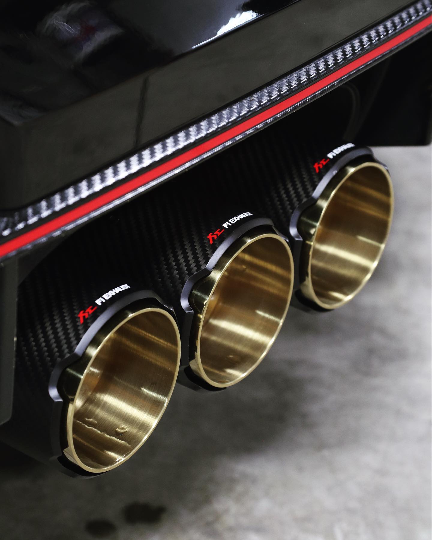 Fl Exhaust